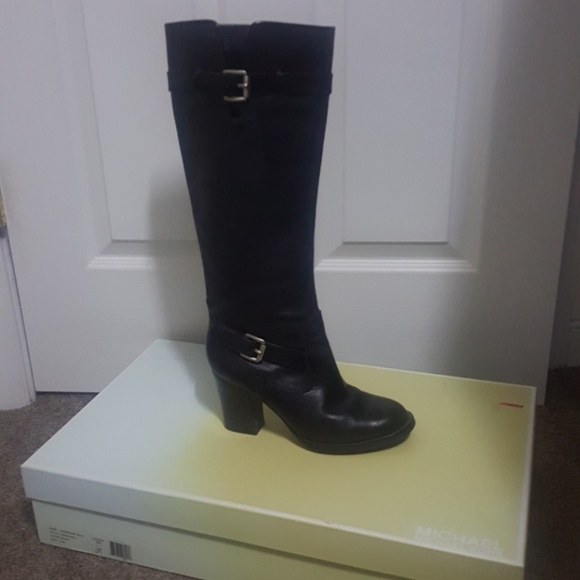 Black Leather Micheal Kors boots - Picture 1 of 4